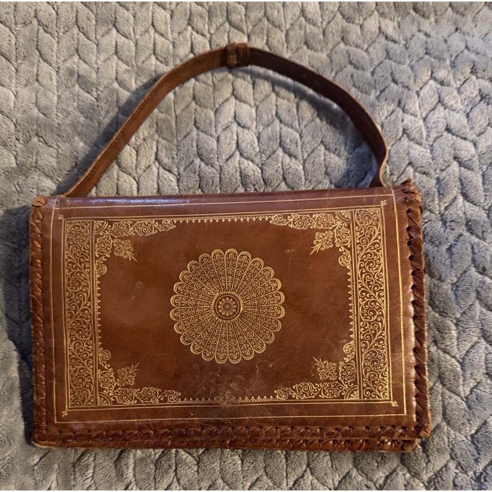 Vintage Florence  Italian Book Purse W/Gold Inlay & adjustable Handle